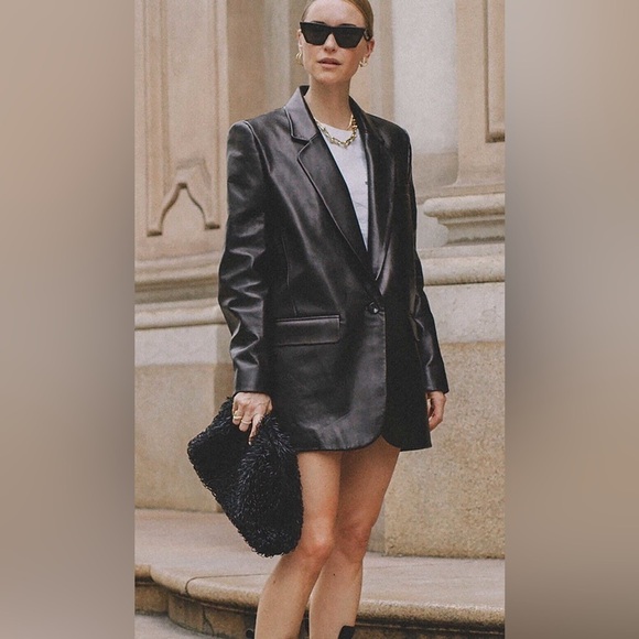 ZARA Faux Leather Blazer XS Blogger Favorite - Picture 2 of 13